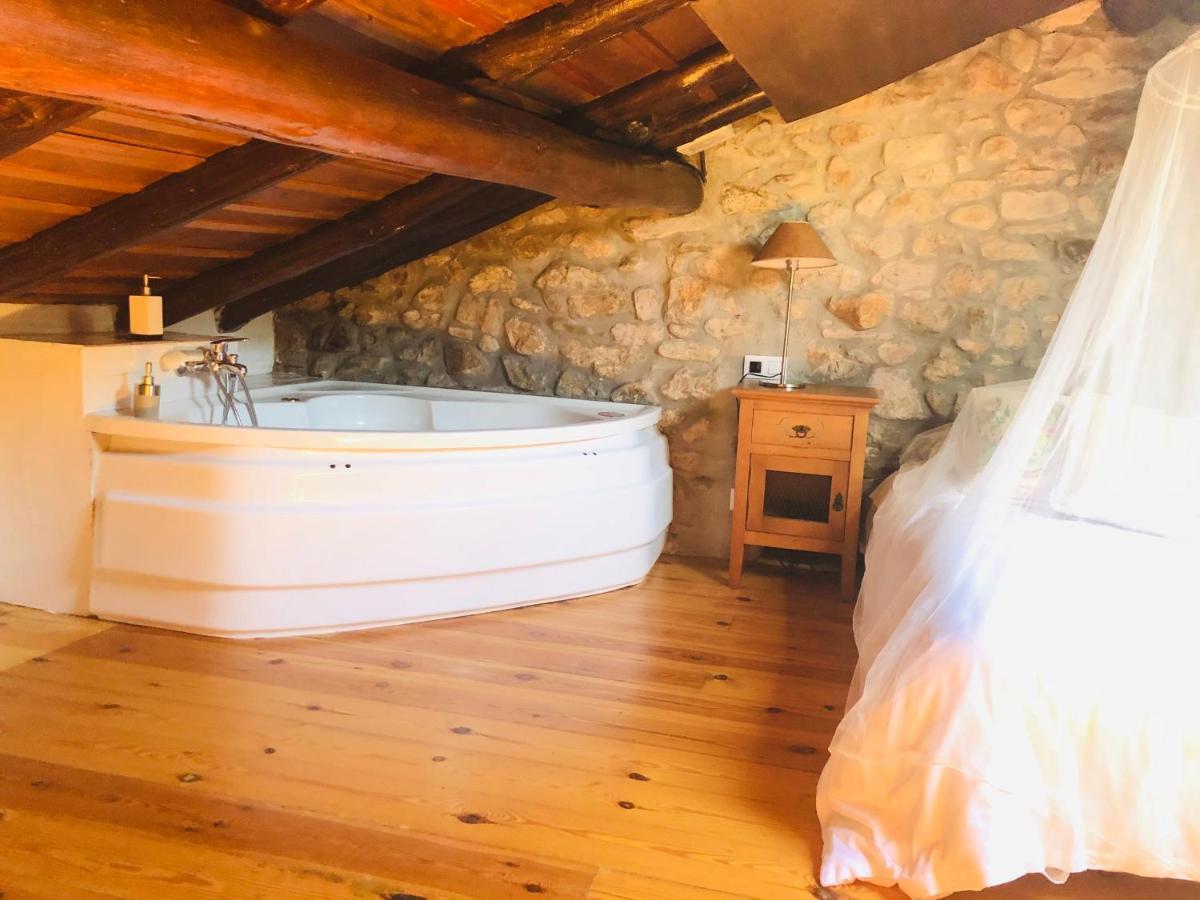 Hdec Hosteria De Castaneda Alojamiento Turistico プエンテ・ビエスゴ エクステリア 写真